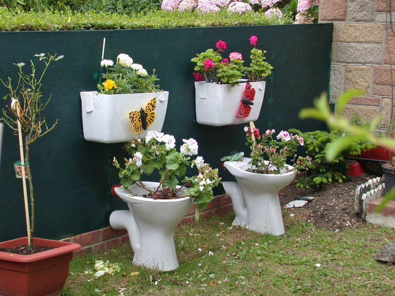 Fig-11.-Toilet-garden.jpg
