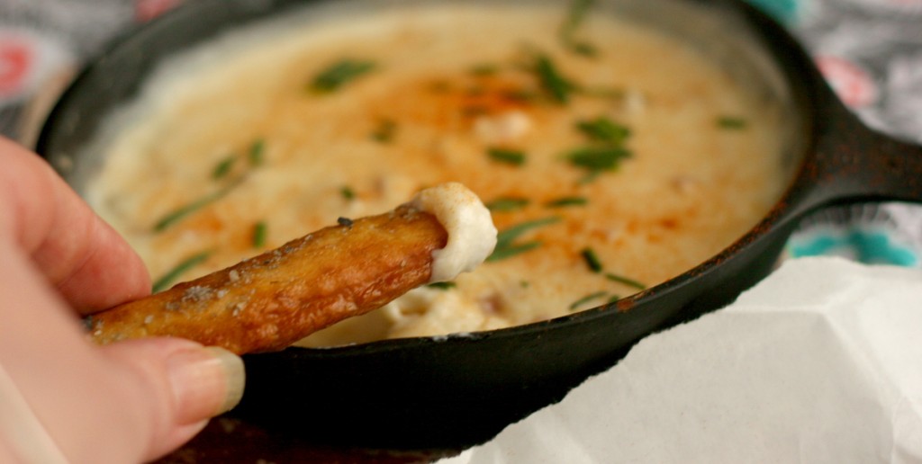 spicy cheese dip for soft pretzels